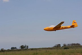 Cup Day Aero Tow 2015