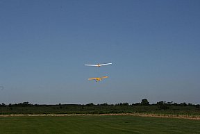 Cup Day Aero Tow 2013