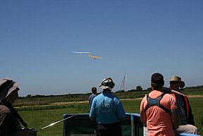 Cup Day Aero Tow 2013